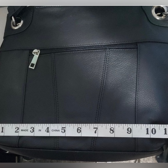 Roma woman’s black concealment genuine leather crossbody handbag zip closure - Picture 9 of 10